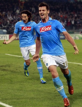 表现无疑成 表现无疑成